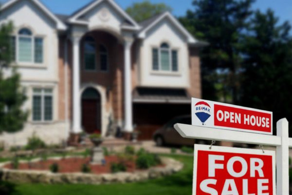 Open house for an inherited property in Illinois