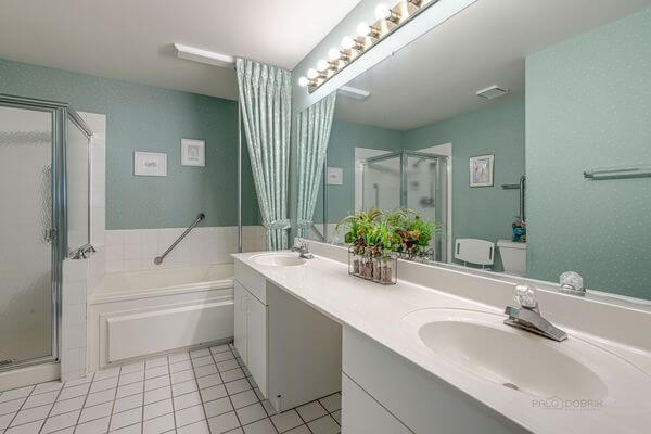Mt Prospect inherited property bathroom after minor repairs and cleanup